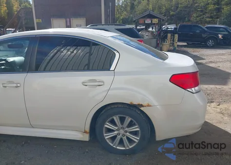 2011 Subaru Legacy 2.5I Premium из США, поврежденный, VIN 4S3BMCG63B3251153